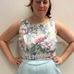 Floral Crop top- ref 71 - Resale item - Approx 14-16