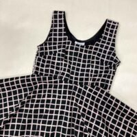 Round neck front + back 2